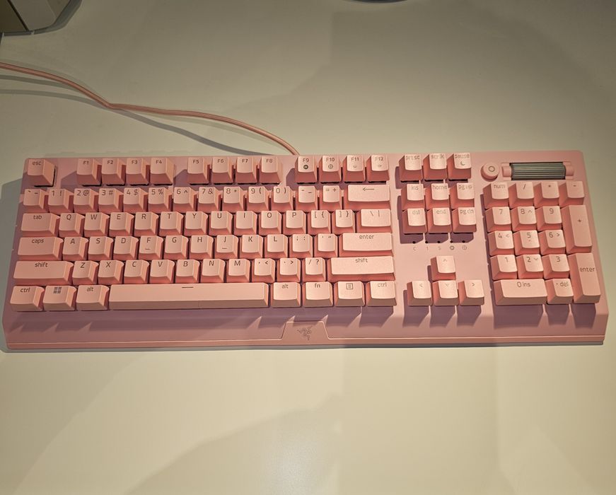 Tastatura Roz Razer BlackWidow V3 Gaming Quartz Mecanica; Green Switch; RGB; Cutie originala