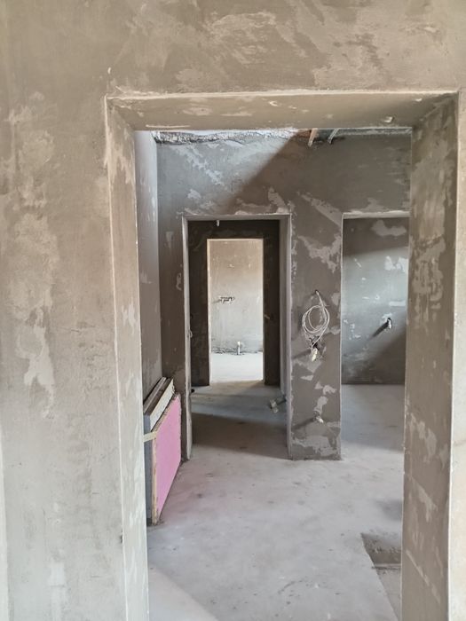 Tencuieli mecanizate.  Tencuiala mecanizata/sapa de ipsos/sapa lichida