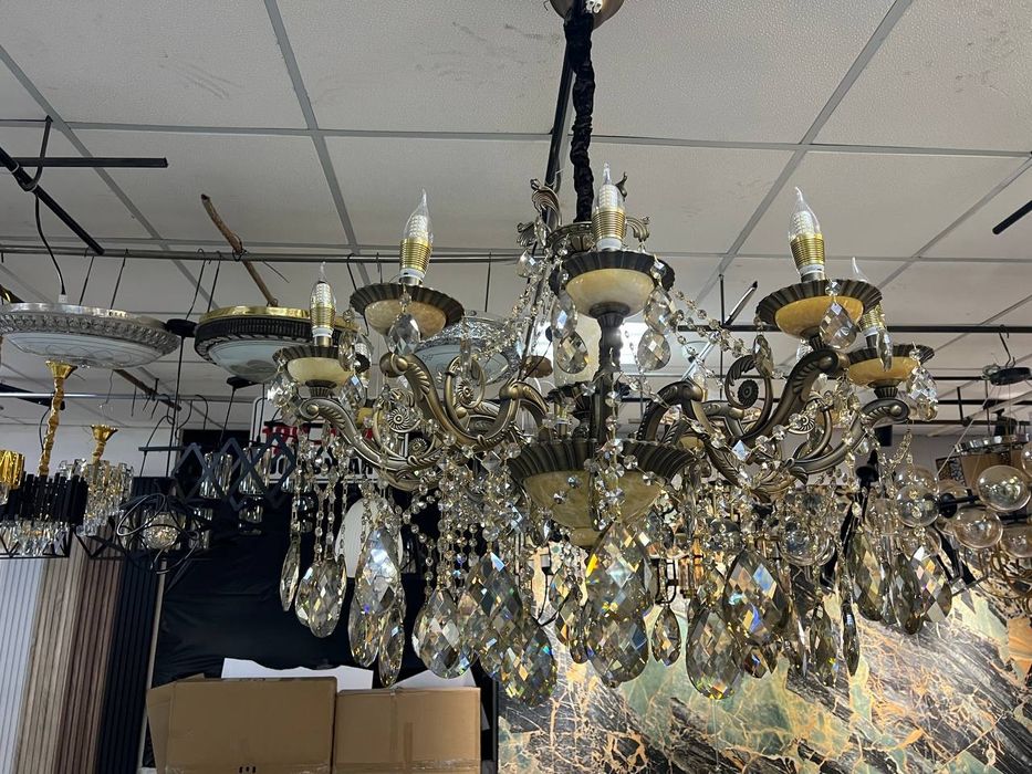 Люстра классическая