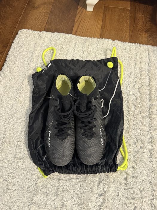 Crampoane nike elite