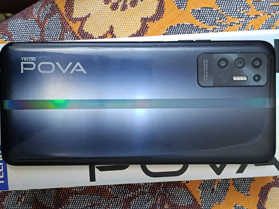Продам телефон  Tecno Pova