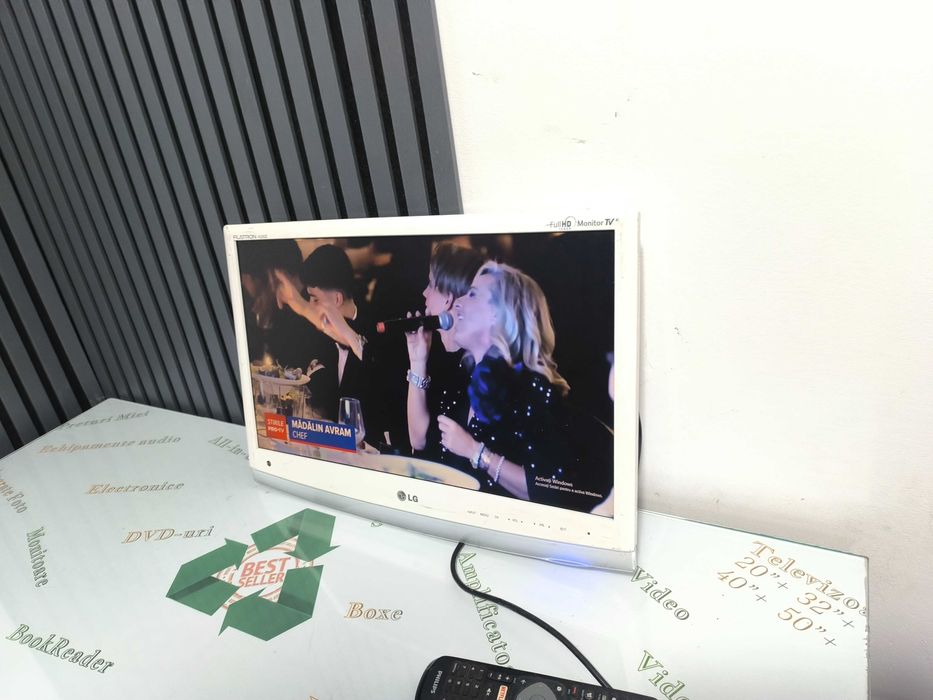 Televizor LG FLATRON M2262D 22 inch Full HD cu porturi multiple