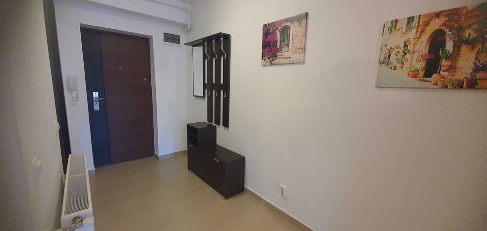 Garsoniera mobilata,cu parcare proprie ,bloc cu lift,  zona M.Viteazul
