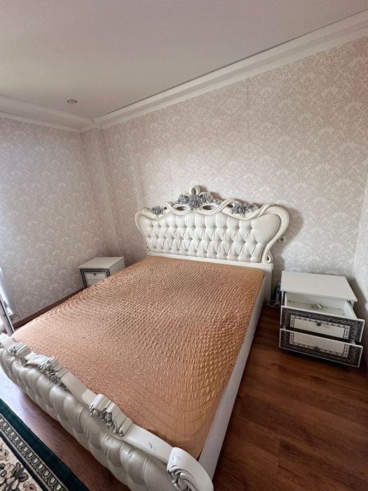 Кровать матрасымен сатылады!