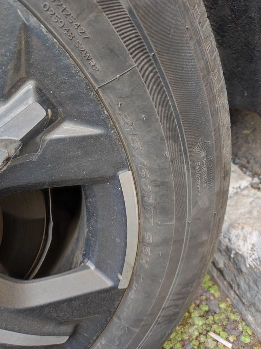 215/60/17 Hankook kinergy GT