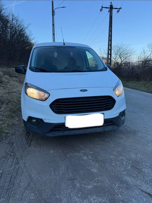 Ford Transit Courier 2020 – 1.5 Diesel – 249.529 km – 10.000 euro