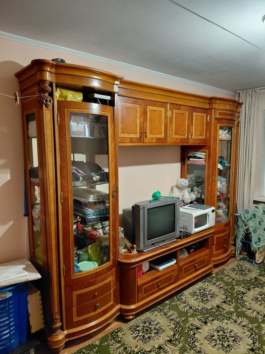 Стенка в гостинную