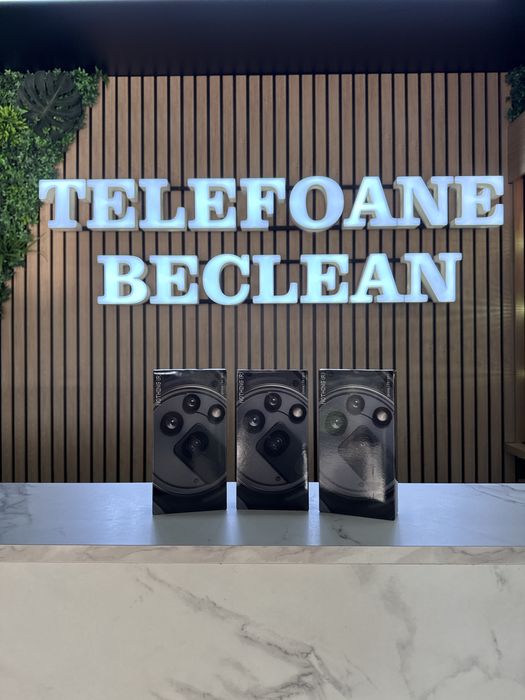 Nothing Phone (3a) Pro / 256GB / 12GB RAM / Black / Sigilat