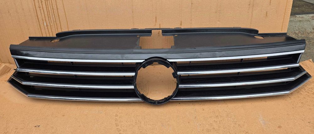 Grila radiator Vw Passat B8 2015 / 2016 / 2017 2018
