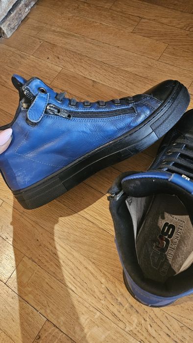 DKNY, Armani jeans, 4US