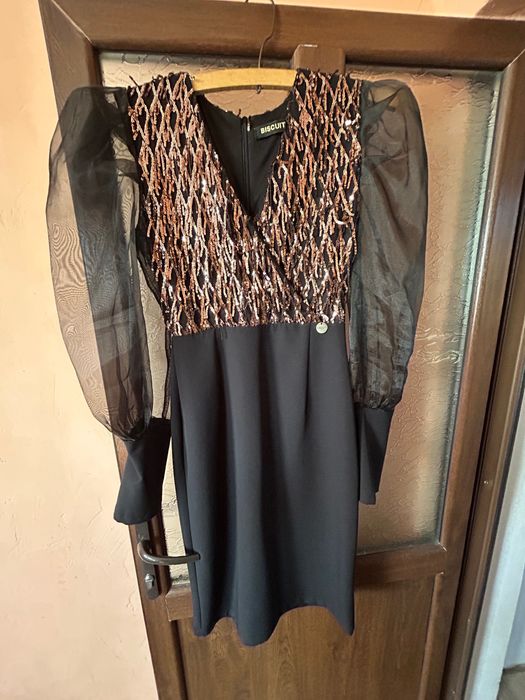 Rochițe noi sau cu o singura purtare