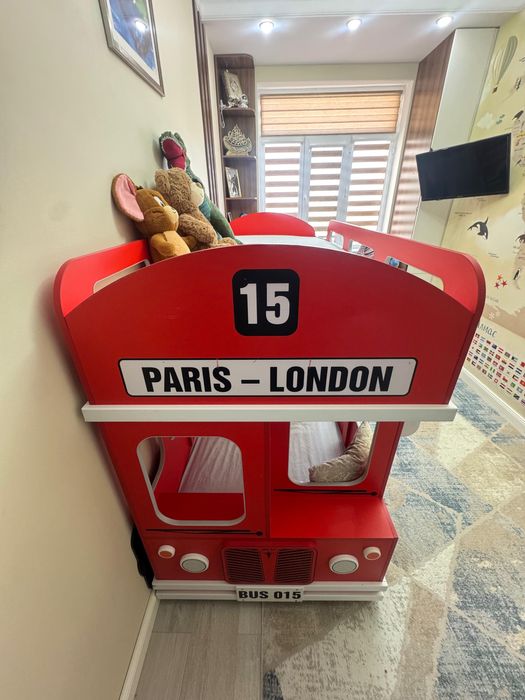 Продается двухэтажный кровать!