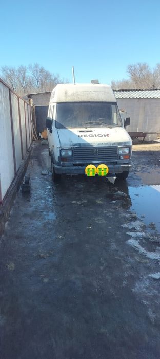 Продаю ПЕЖО 1989г