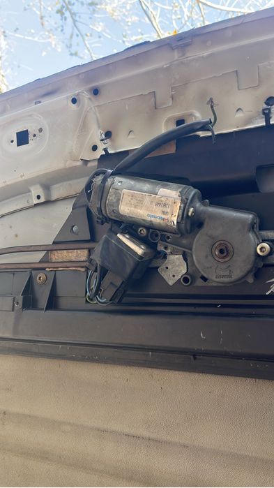 На разбор БМВ е36