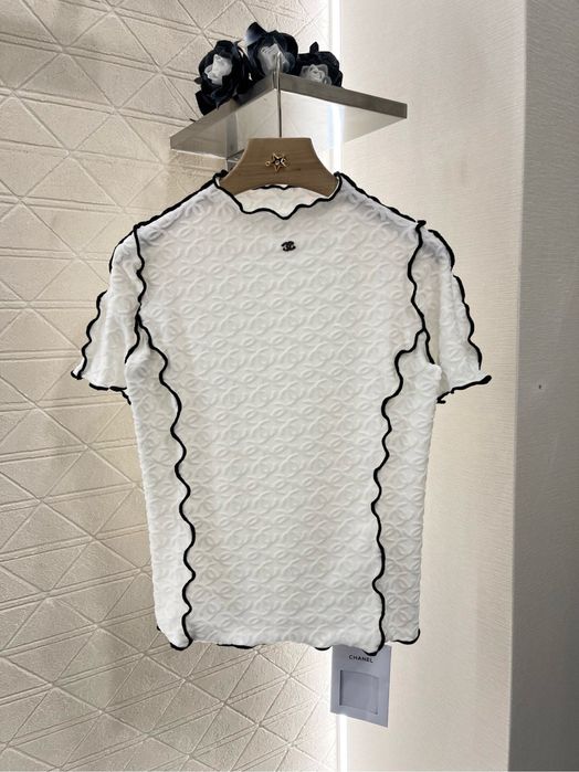 Пуловери C.h.a.n.e.l