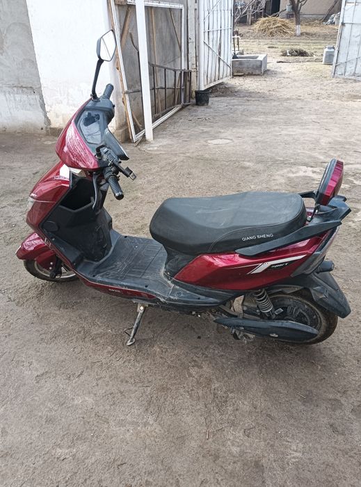 Skuter Sport sotiladi