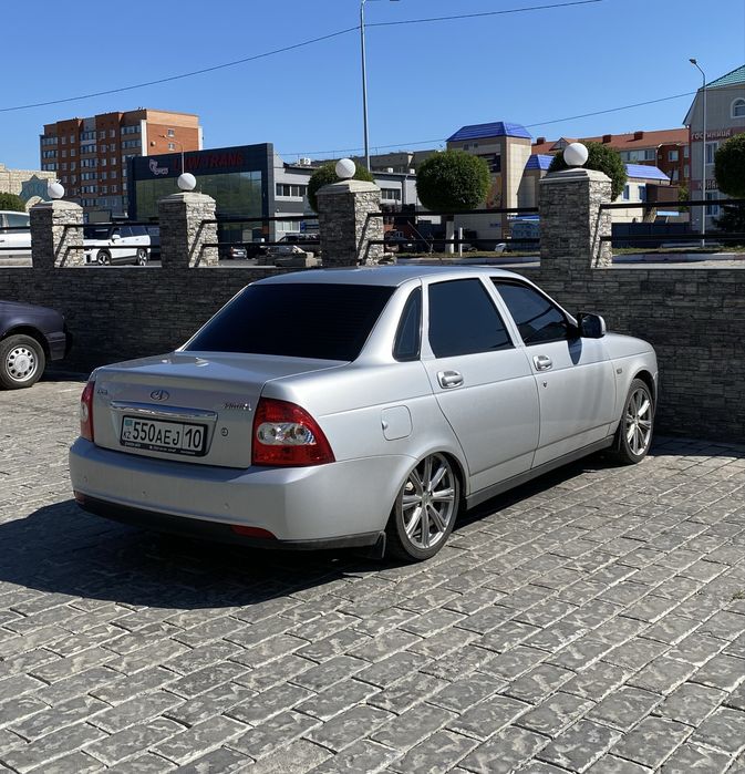 Продам задние стопки приора