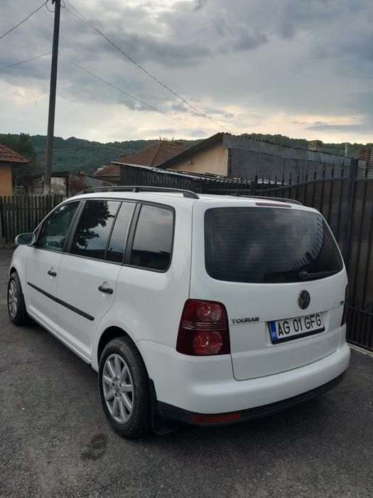 Vând volkzvagen Turan