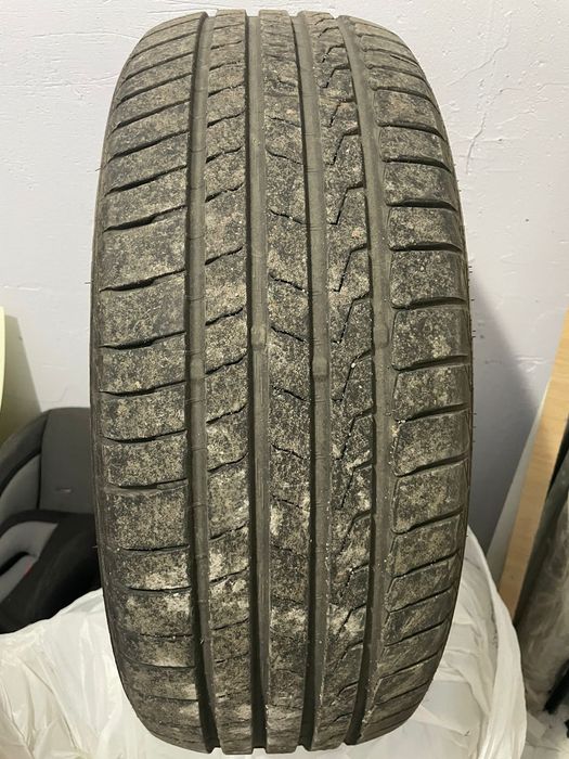 Шины на автомобиль