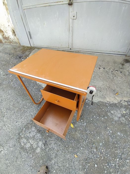 Стол для мастерской