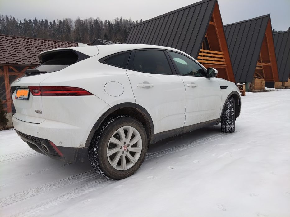 Jaguar R-Pace R-Dynamic an 2019