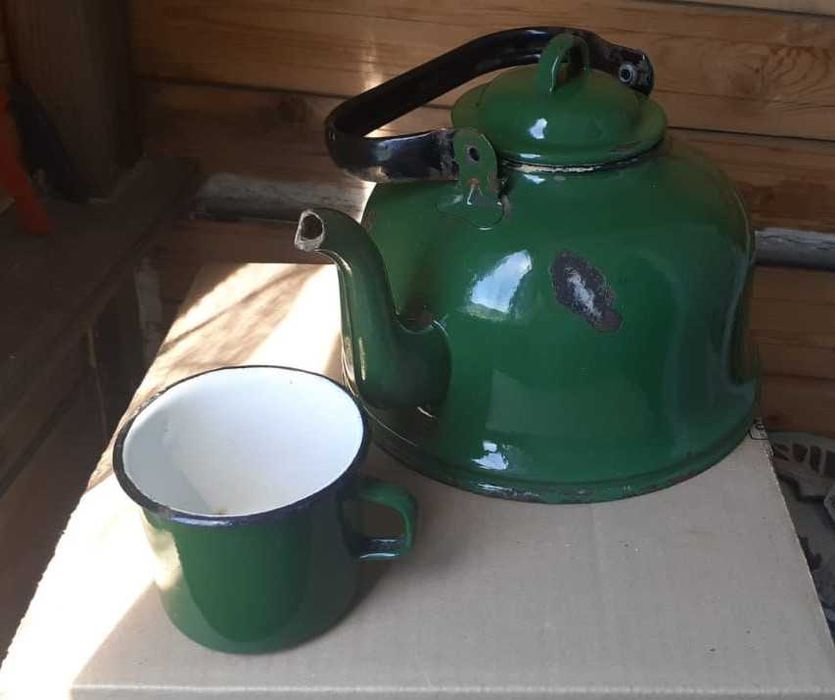 Чайник + кружка эмалированные СССР