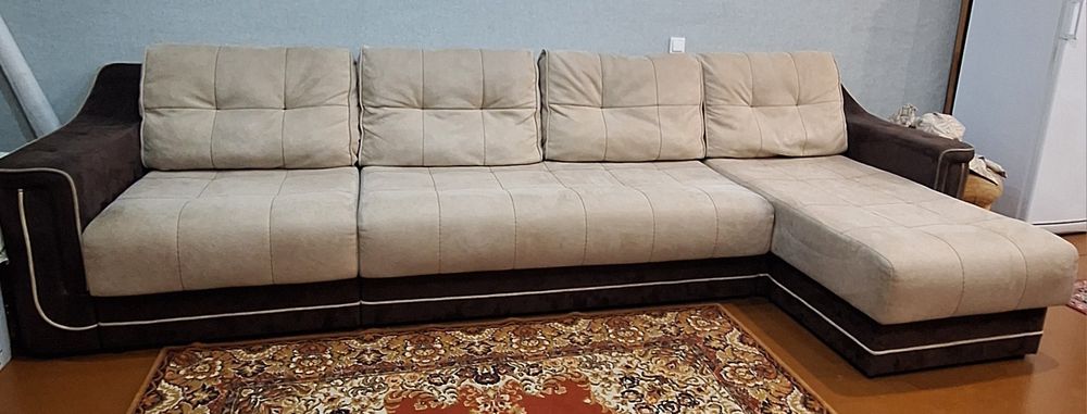 Продам большой диван