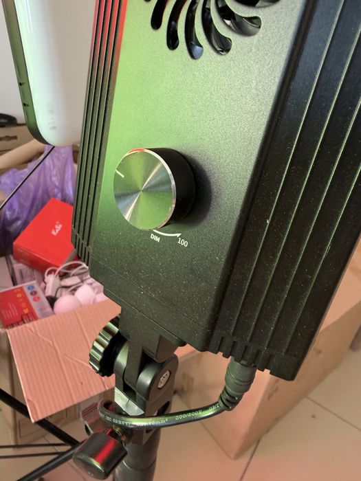Продам комплект постоянный свет 6 в 1
