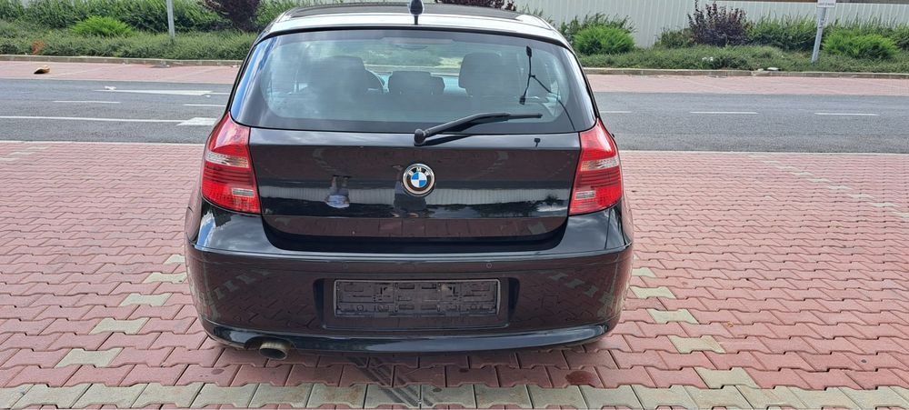 BMW 1 Series 2011 — imagine 3
