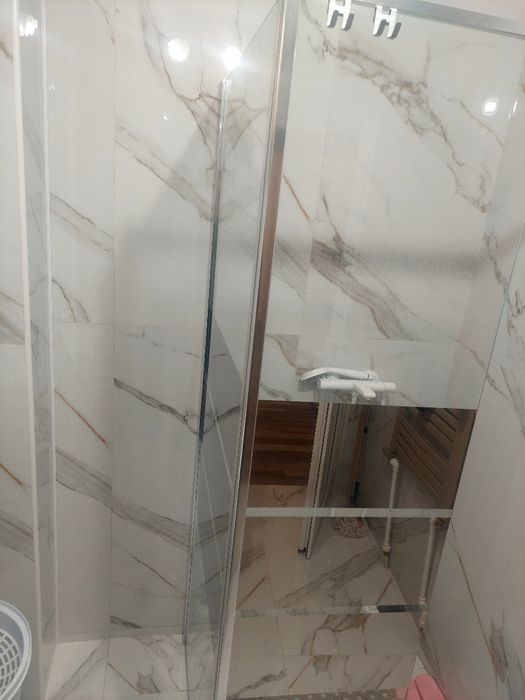 Vand geam securizat pentru cabina dus