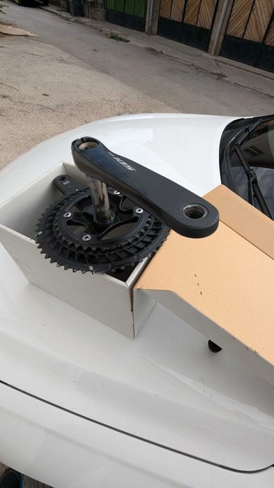 Crankset / Курбели Shimano R7000 52/36