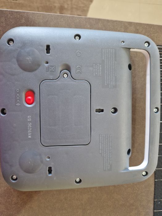 Laptop bebeluși Fisher price (in limba engleza)