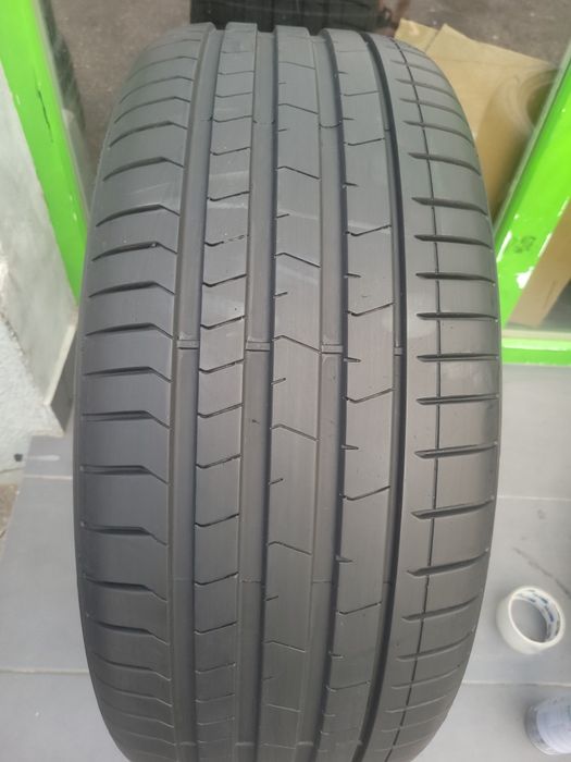 275 45 20 O BUCATA Anvelopa de vară Pirelli Runflat Dot 18.22