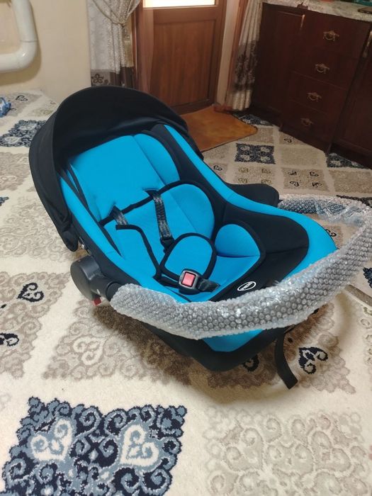 Детское автокресло люлька