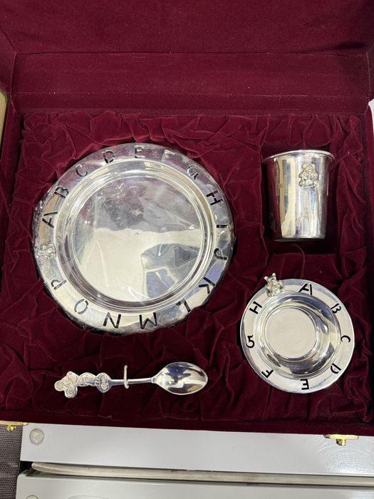 Detskiy nabor iz serebra 258gr 925proba noviy