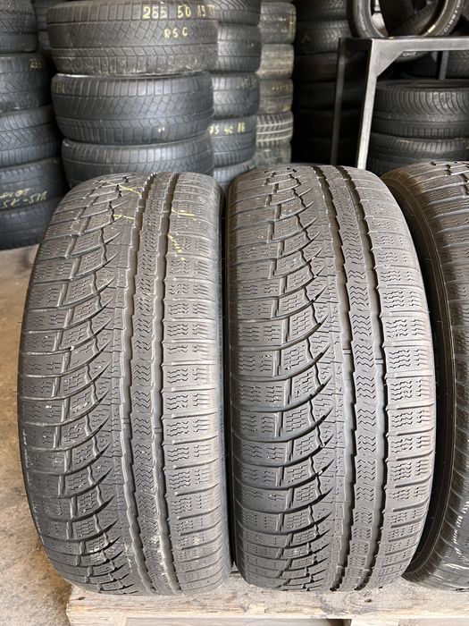 4 anvelope iarna 235/55/17 , nokian !