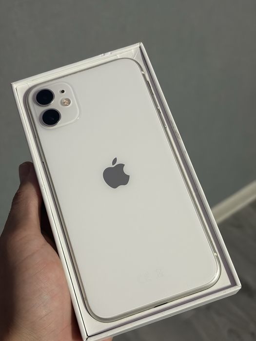 Продам iPhone 64 ГБ торг