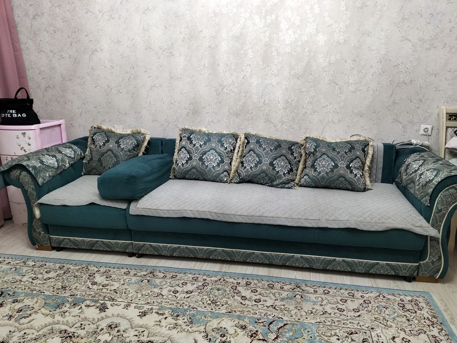 Диван, в хорошем состоянии