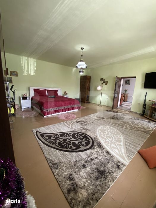 Casa de vanzare, 3 camere, 150 mp, 3.687 mp teren - Livezile