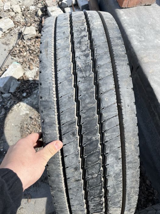 Продам резину 19.5