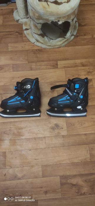 хоккейные коньки