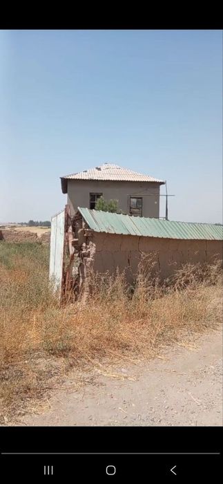 Dacha sotiladi 6 sotiq kadastri bor