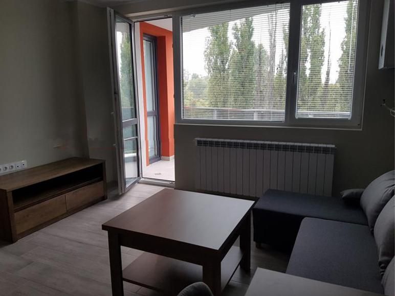 Дава се под наем Двустаен апартамент в София, Витоша - 62 кв.м за 550 € - Снимка #1