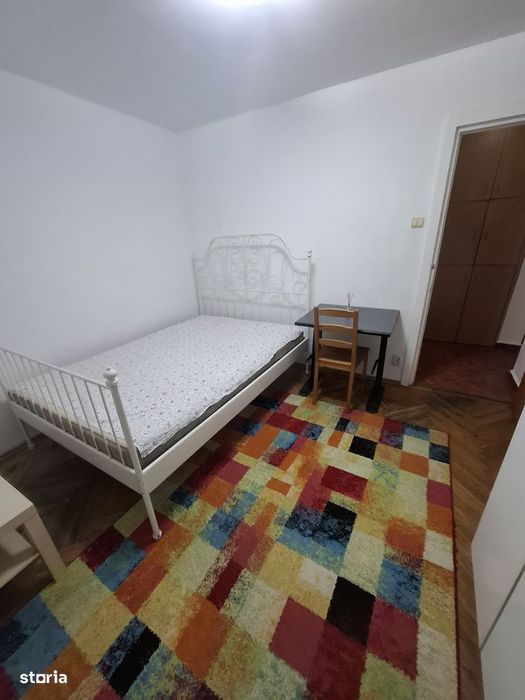 Particular-Vand apartament Lacul Tei,3 camere decomandat,2 bai