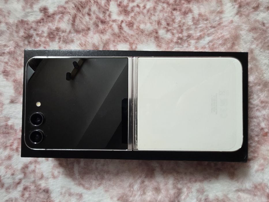 Samsung Galaxy Z Flip 5