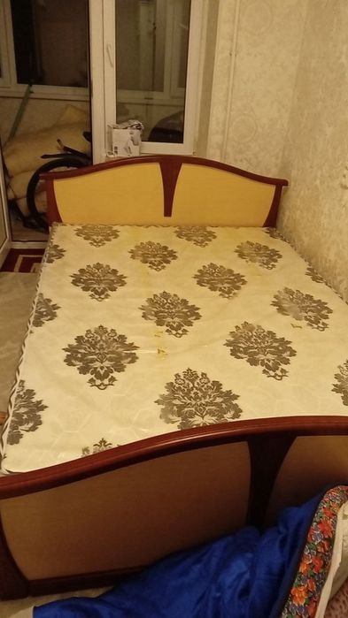 Продам кровать для спальни