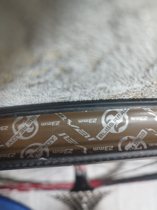 Карбоновые колёса в сборе