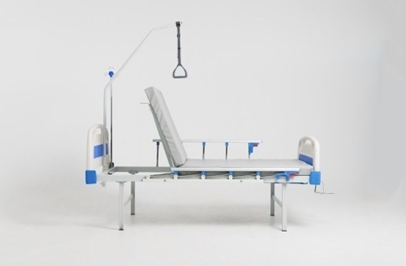 Медицинская кровать
