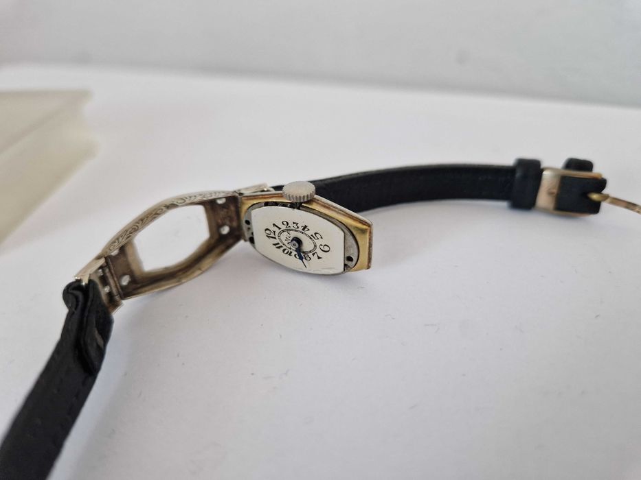 Ceas de Dame din Aur de 18 k-750 cu Diamante -Art-Deco-Mecanic.