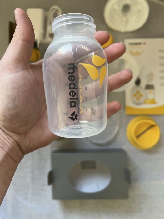 Medela Единична двуфазна електрическа помпа за кърма Solo+